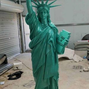 פסל החירות 300x300 - פסל החירות